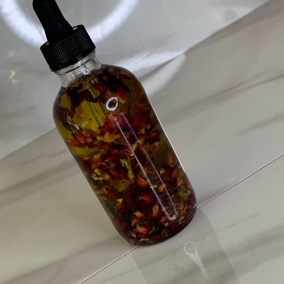 Rose face and body oil - Picture 2 of 2